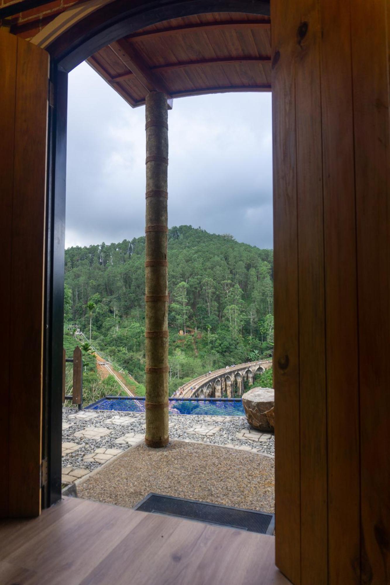 Hobbit Hole Hideaway Bed and Breakfast Ella Exteriör bild